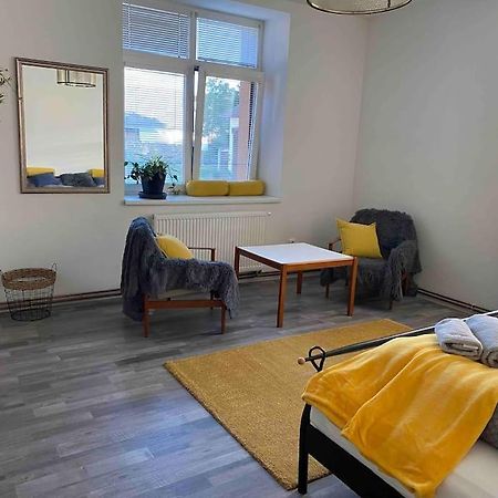 B12 - Bohdanecska 12 Appartement Pardubice Buitenkant foto