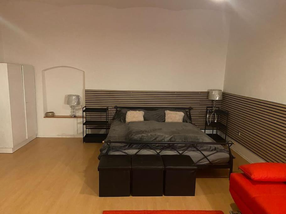 B12 - Bohdanecska 12 Appartement Pardubice Buitenkant foto